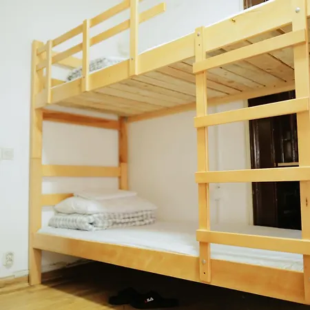 Hostel Happy Cat Old Town *